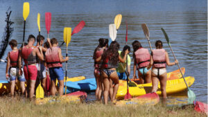 niños de campamento